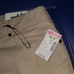 Reign Size 18 shorts